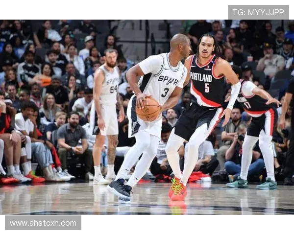 马刺六人齐砍分大胜开拓者